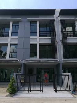 ขายทาวน์โฮม 3 ชั้น บ้านกลางเมือง รัตนาธิเบศร์ เมืองนนทบุรี ใกล้รถไฟฟ้าสายสีม่วง