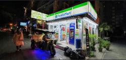 ให้เช่าด่วน! ทาวน์เฮ้าส์  1 คูหา 3.5 ชั้น  (ห้องหัวมุม)  สุขุมวิท ซ.18