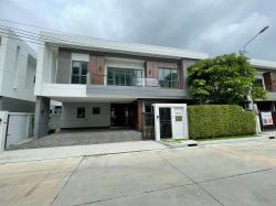 ขายบ้านเดี่ยว2ชั้น 68 ตร.ว ม.บ้านกลางกรุงสาธุประดิษฐ์‐พระราม3