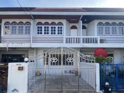 ปล่อยเช่าทาวน์เฮ้าส์ รีโนเวทใหม่ทั้งหลังสวยๆ 2 ชั้น ลาดพร้าว 87