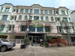 บ้านกลางเมือง พระราม 9 ลาดพร้าว (BAAN KANG MUANG RAMA 9-LADPRAO) ขายด่วน ทาวน์โฮม 4 ชั้น เนื้อที่ 24.50 ตร.ว ทำเลดี พร้อมอยู่