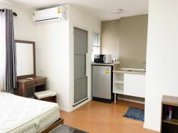 ขายคอนโดลุมพินี คอนโดทาวน์ ร่มเกล้า-สุวรรณภูมิ (Lumpini Condo Town Romklao - Suvarnabhumi) แอร์พอร์ตลิงค์ ลาดกระบัง
