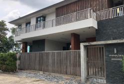 ขาย บ้านเดี่ยว2 ชั้น พุทธมณฑลสาย3 บุษราคัม เรสซิเดนซ์  เนื้อที่ 161 ตรว 300 ตรม มี 3 นอน 5 น้ำ ตกแต่งหรู สภาพใหม่มาก