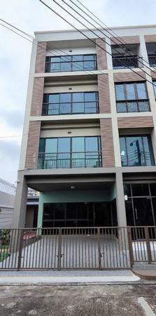 ขายทาวน์โฮม 4 ชั้น บ้านหลังมุม เนื้อที่ 33.7 ตร.วา โครงการ ลุมพินีทาวน์ เรสซิเดนซ์ บางนา-ศรีนครินทร์ (N1-T1958)