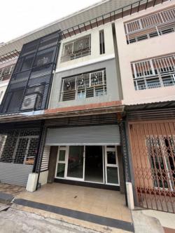 ให้เช่าอาคารพาณิชย์ 3.5 ชั้น เนื้อที่ 17 ตร.วา ใกล้เทอร์มินอล 21 พระราม 3 เหมาะทำออฟฟิศหรืออยู่อาศัย (N1-T1942)