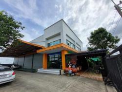 ให้เช่าพื้นที่ โกดัง สำนักงาน รังสิต คลอง 9 ธัญบุรี พื้นที่800 ตร.ม  รถเทรลเลอร์ เข้าได้