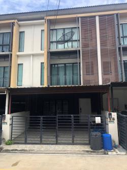 ขายทาวน์โฮม 3 ชั้น เดอะคอนเนค อัพ 3 วงแหวน-บางแค ใกล้ MRT หลักสอง 