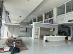 BH2699 อาคารสำนักงาน พร้อมโกดัง ตามสภาพ อ่อนนุช 55/1 ซอยมูซอเฮต