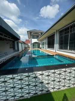 Spacious Pool Villa for Rent in Pattaya  พูลวิลล่าให้เช่าในพัทยา, ทำเลที่ตั้งในชัยพฤกษ์ 2, เหมาะสำหรับการดำเนินการทำธุรกิจรายวัน