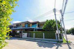 ขายบ้านเดี่ยว ถนนลำลูกก โครงการเศรษฐสิริ วงแหวน-ลำลูกกา ที่ดิน 90.3 ตร.วา พื้นที่ใช้สอย 294 ตรม. 4ห้องนอน 5ห้องน้ำ พร้อมเฟอร์นิเจอร์