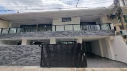 ให้เช่าบ้านเดี่ยว2ชั้นย่านใจกลางเมือง ถ.สุขุมวิท26 รีโนเวทใหม่แอร์ 10เครื่อง มี 6นอน6น้ำ ราคาเช่าเดือนละ130,000บาท ใกล้BTS พร้อมพงษ์และห้างเอ็มควอเทียร์