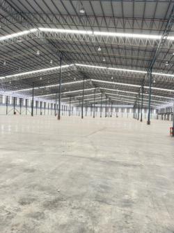 โรงงานให้เช่าให้เช่าโกดังสภาพใหม่พร้อมใช้งานพื้นที่สีม่วงอยู่ตำบลหนองขาม อำเภอศรีราชาจังหวัดชลบุรี