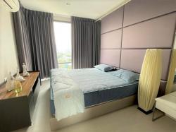 ห้องพร้อมอยู่  คอนโดติดห้าง ริทึ่ม สุขุมวิท 42 ( RHYTHM สุขุมวิท42 )