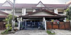 ต้องการขาย Townhome อุบลชาติ  30 ตาราง.วา 2900000 บาท.   ราคาดี