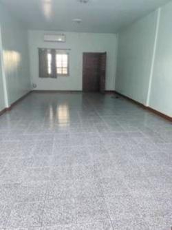 ใกล้รถไฟฟ้า ม.เกษตร ทาวน์เฮาส์ 2 ชั้นปรับปรุงใหม่  พร้อมแอร์ 2 นอน 2 น้ำ พหลโยธิน 29-39 30 ตรว. 110 ตร.ม.