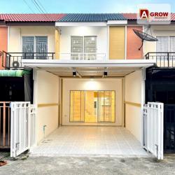 ม.ชายคลอง ซอยคิงคอง ถนนเทพารักษ์ บางบ่อ บ้านรีโนเวทใหม่พร้อมเข้าอยู่ การเดินทางสะดวก 
