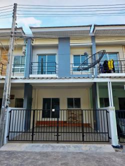 ขายบ้านทาวน์โฮม2ชั้น #บ้านสุขประยูรนครชลบุรี บ้านสภาพใหม่พร้อมอยู่ ใกล้ตัวเมืองชลบุรี