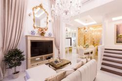 Me87ให้เช่าทาวน์โฮม 4 ชั้นพร้อมสระว่ายน้ำส่วนตัว หมู่บ้านคริสตัลวิลล์  ย่านเลียบด่วน ใกล้Central Eastville 