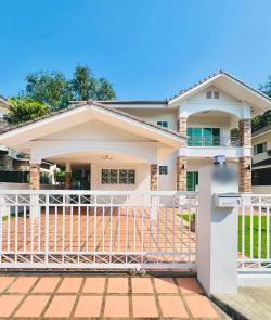 ขายด่วน 3.1 ล. 73.1 ตรว. 4 นอน 3 น้ำ บ่อสร้างแกรนด์วิลล์ 4 ดอยสะเก็ด เฟอร์ครบ พร้อมอยู่ น้ำไม่ท่วม ขายถูกกว่าราคาประเมิน ขายต่ำกว่าราคาตลาด