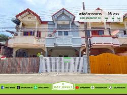 ขายทาวน์โฮม 2 ชั้น หมู่บ้าน สวัสดิการนายทหาร : Military Welfare Village Ramintra 61 เนื้อที่ 16 ตร.ว. ขายเพียง 2,390,000 ล้านบาท