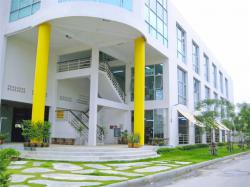 รร. เลิศหล้า เกษตร นวมินทร์ 400ม. นวลจันทร์ 1-9  คลองลำเจียกให้เช่าพื้นที่สำนักงานชั้น 1 เพดานสูง  60ตร.ม. MRTคู้บอน 3 กม.