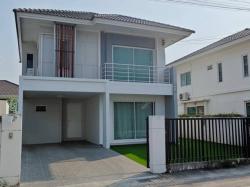 ให้เช่าบ้านเดี่ยว 2 ชั้น มบ.พฤกษานารา มีเฟอร์นิเจอร์ พร้อมเข้าอยู่ เลี่ยงหนองมน ใกล้ตลาดหนองมน บางแสน เหมือง ชลบุรี