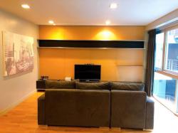 Quad Silom Private quiet comfortable 6th floor BTS Chong Nonsi