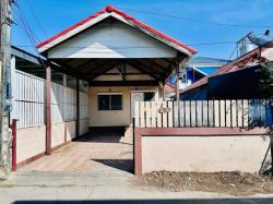 ขายบ้านชั้นเดียวขนาด 27 ตรว มบ.บึงทอง1 เครือสหพัฒน์ มีเนื้อที่ข้างบ้าน รอรีโนเวท ต่อเติมเต็มทั้งหลัง แถมม่าน แถมเฟอร์ หนองขาม ศรีราชา ชลบุรี