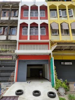 B34 อาคารพาณิชย์ 3 ชั้น สวยพร้อมใช้งาน ซอยเสรีไทย 48 เขตคันนายาว 