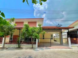 บ้านสวยพร้อมอยู่ลดทันที่200000บาท สิรัชชา พาร์ค 3 ห้องนอน​   2 ห้องน้ำ