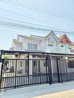 ตลาดสดท่าอิฐ 2.3 กม.MRT ไทรม้า 600 ม. ให้เช่าบ้าน 2 ชั้น 47ตร.วา.  190 ตร.ม.พร้อมเฟอร์ วัดเพลง  นานาชาติร่วมฤดี 5.7 กม. 3 นอน  