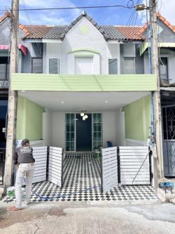 KDH0072 ขายทาวน์เฮ้าส์  แฟมิลี่ ปาร์ค (นาป่า) ขนาด 16 ตร.วา 2 ชั้น รีโนเวท