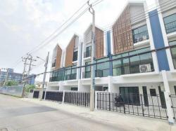 MT137 เช่า อาคารพาณิชย์ 1 คูหา โครงการDeco ซอยสุขุมวิท70ทับ5 ใกล้ รถไฟฟ้า BTSแบริ่ง