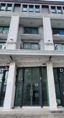 MT128 เช่า อาคารพาณิชย์ 1 คูหา พร้อมลิฟต์ โครงการเดอะมาสเตอร์ แอท บีทีเอส อ่อนนุช2 ใกล้ BTSศรีนุช