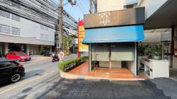 BIG C 385ม. Lotusสุขุมวิท50 288ม. BTSอ่อนนุช 270ม. สุขุมวิท77-85 ให้เช่าCafe พร้อมลูกค้า เฟอร์ครบ พระโขนง มีลูกค้าประจำ204 ห้อง