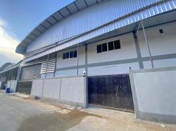 ให้เช่าโกดัง ถูกสุด 90บาทต่อตรม.ออฟฟิศ 2 ชั้น 605 ตร.ม. ตลาดแครายพลาซ่า 800 ม.155ตร.วา.รร.บ้านบางปิ้ง 3.7 กม.2 น้ำ เซ็นทรัล มหาชัย 8.7 กม