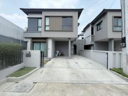ขายบ้านแฝด Venue flow Tiwanon Rangsit พร้อมอยู่ ตำบลบางกะดี อำเภอเมือง จังหวัดปทุมธานี