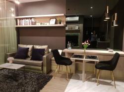 Rhythm Ekamai spacious private clean 17th floor BTS Ekkamai