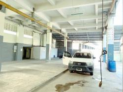 บางขุนเทียน ใหม่ MRT บางแค 5.2กม.ให้เช่าโกดัง โรงงาน 500 ตร.ม.บางบอน1 ประตูใหญ่ รถใหญ่ 10 ล้อ  จอดรถได้หลายคัน 