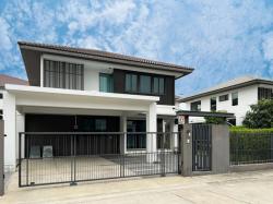 บ้าน - 65 ตร.วา 4 BR ใกล้กับ Mega bangna สภาพแวดล้อมดี สมุทรปราการ   