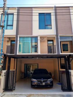 ให้เช่าทาวน์โฮม 3 ชั้น ม.Altitude Kraf Bangna ตกแต่งพร้อมเฟอร์ฯ