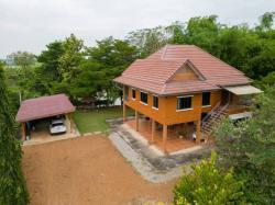 บ้านมรดก ริมน้ำ บรรยากาศดี ใต้ถุนโล่ง บ้านปูนทั้งหลัง อ.หันคา จ. ชัยนาท