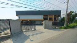 ให้เช่าคลังสินค้าติดมอเตอรเวย์ศรีราชาชลบุรี  ผังสีเหลือง พื้นที่ใช้สอย  3,800 ตรม. ผลิตได้