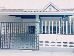 ขายบ้านพนัสชลบุรีบ้านผ่อนตรงกับเจ้าของพนัสนิคมชลบุรีแหล่งชุมชนใกล้โลตัสพนัสนิคม เนื้อที่ 26 ตารางวา 3 ห้องนอน  2 ห้องน้ำ 