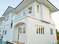 กาญจนาภิเษก 5.44 กม. ถ.บางขุนเทียน เซนทรัล พระราม2 10กม. 4นอน ให้เช่าคฤหาสน์ บ้านเดี่ยว 2 ชั้น 75 ตร.วา.