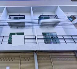 แอร์ครบทุกห้อง แม็คโคร 1.3 กม. ตลาดแม่เหียะ 100ม. เชียงใหม่ ให้เช่าอาคารพาณิชย์  3 ชั้น 46ตร.วา.550ตร.ม พร้อมเฟอร์ เครื่องไฟฟ้า 3 นอน 3 น้ำ 