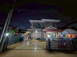 ขายบ้านเดี่ยว 2 ชั้น โครงการหมู่บ้านปิยรมณ์  อ.เมืองลพบุรี จ.ลพบุรี พร้อมเฟอร์นิเจอร์ครบทั้งหลัง