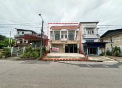 ให้เช่าอาคารพาณิชย์ 2 ชั้น ติดถนนหลัก ใจกลางเมืองหนองคาย เหมาะสำหรับอยู่อาศัยหรือทำธุรกิจ