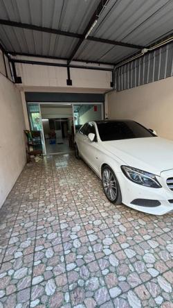 ขายอาคารพาณิชย์ 5ชั้น + 1สวนดาดฟ้า ถนนรางรถไฟเก่า ถนนสุขุมวิท สมุทรปราการ