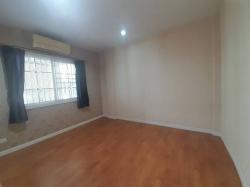 ให้เช่าทาวน์โฮม 3 ชั้น เดอะ เมทโทร สาทรกัลปพฤกษ์ ใกล้ MRTเพชรเกษม 48 เนื้อที่ 18.7 ตรว 3นอน 2น้ำ - ghd000028R